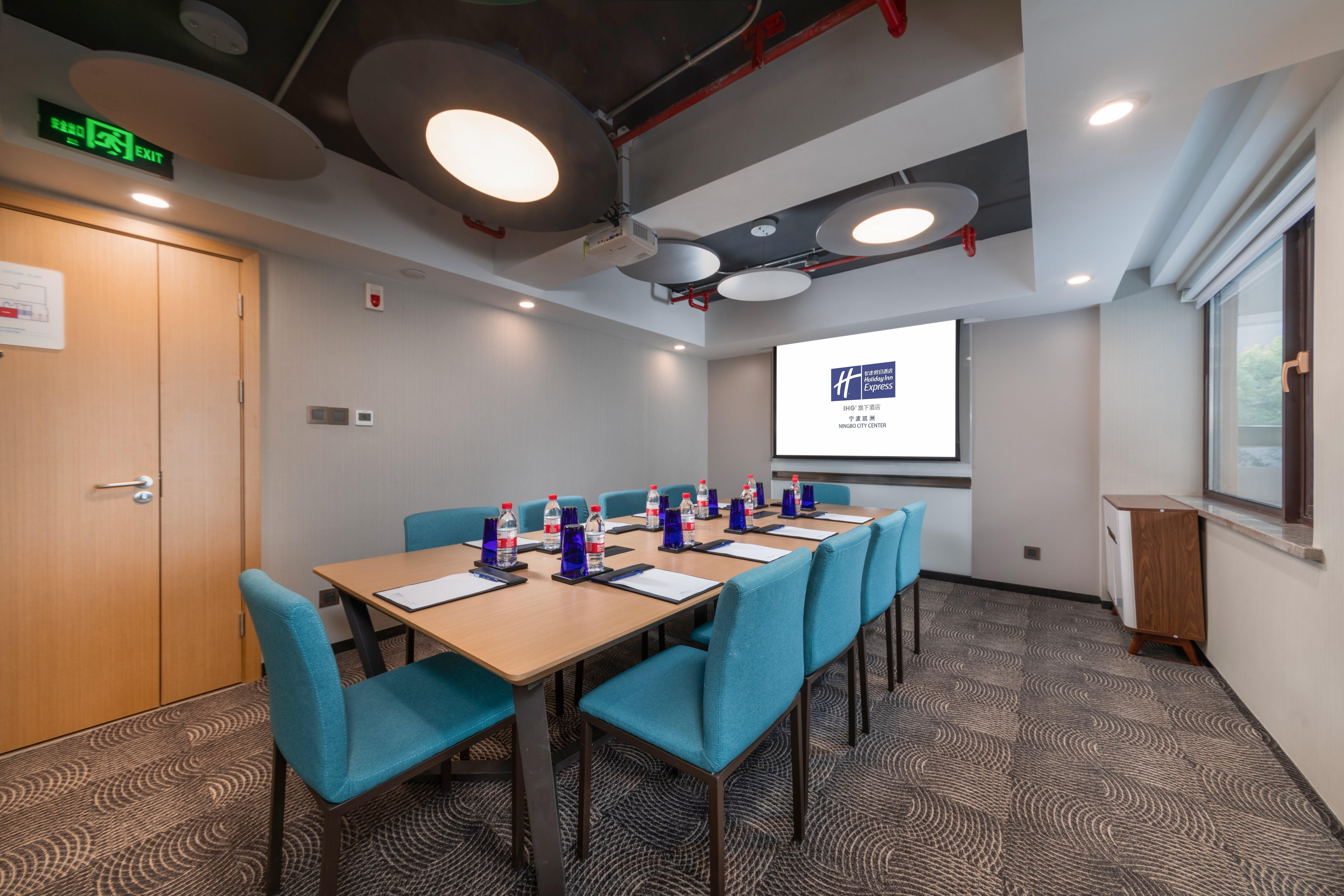 Holiday Inn Express Ningbo City Center By Ihg מראה חיצוני תמונה
