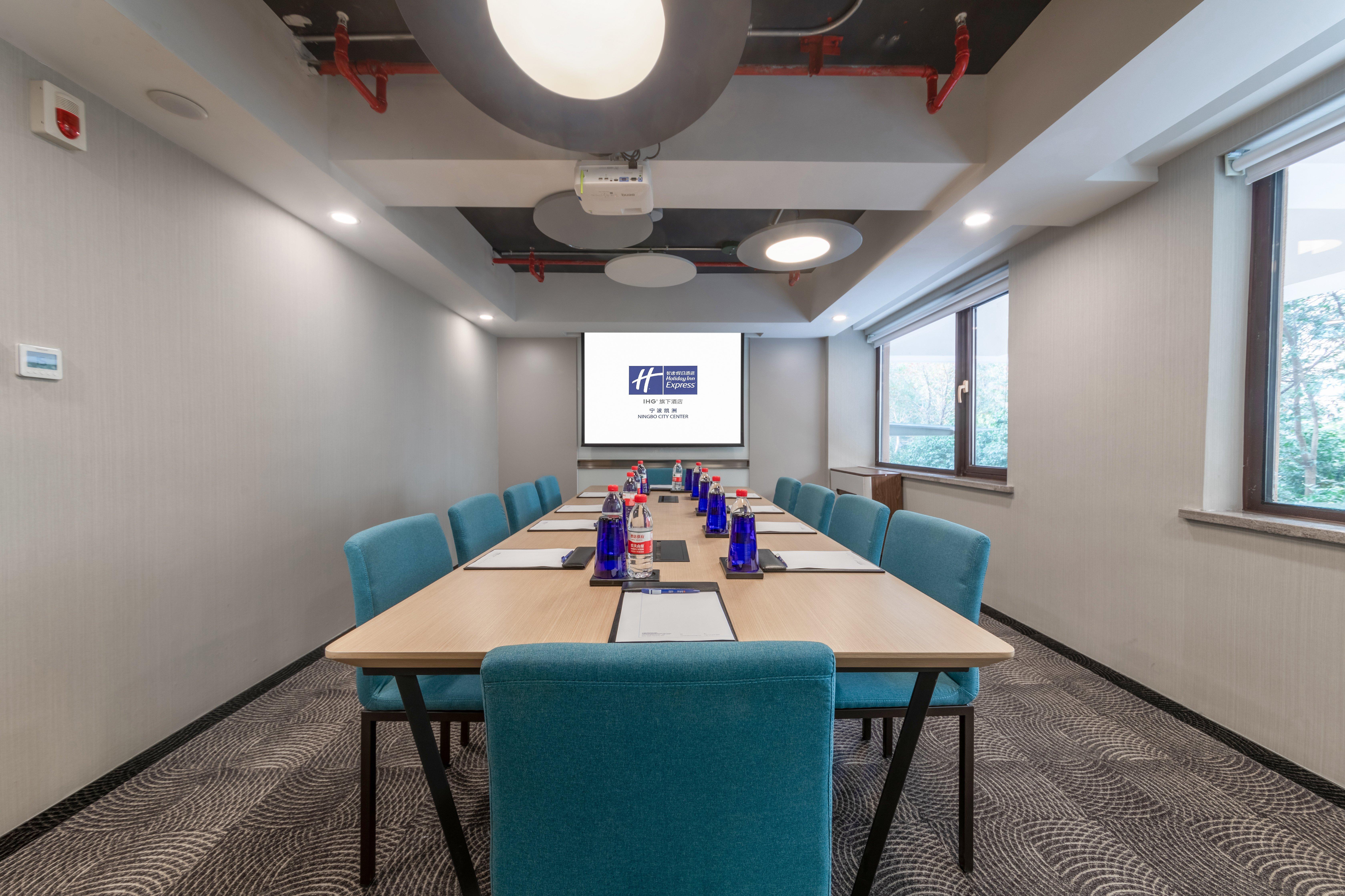 Holiday Inn Express Ningbo City Center By Ihg מראה חיצוני תמונה