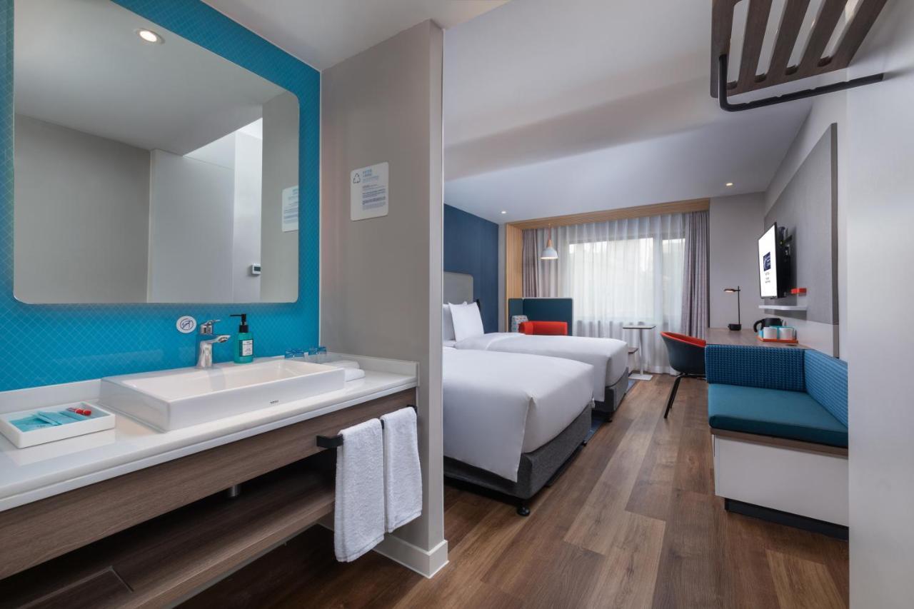 Holiday Inn Express Ningbo City Center By Ihg מראה חיצוני תמונה